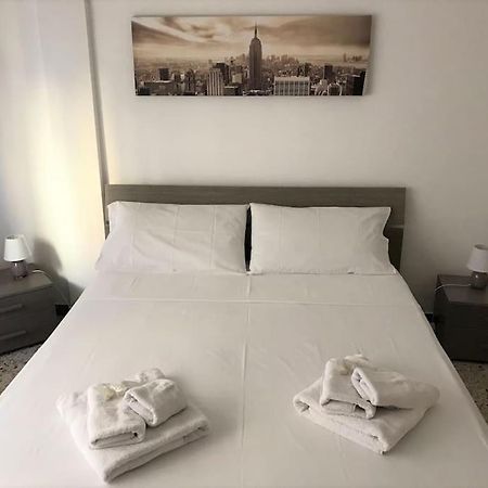 Centro Storico-Imbarcadero Per Le Isole***** Apartment Трапани Екстериор снимка
